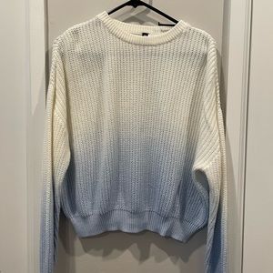 H & M Sweater cropped size small